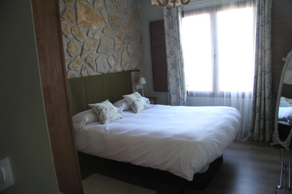 Casa Rural El Olivar De Valdefuentes Rom bilde
